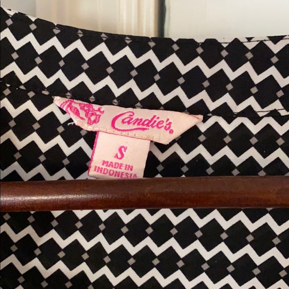 Cute Geometric Pattern Top! - Picture 4 of 6